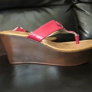 Tommy Hilfiger Women's Wedge Sandal SZ 6 1/2